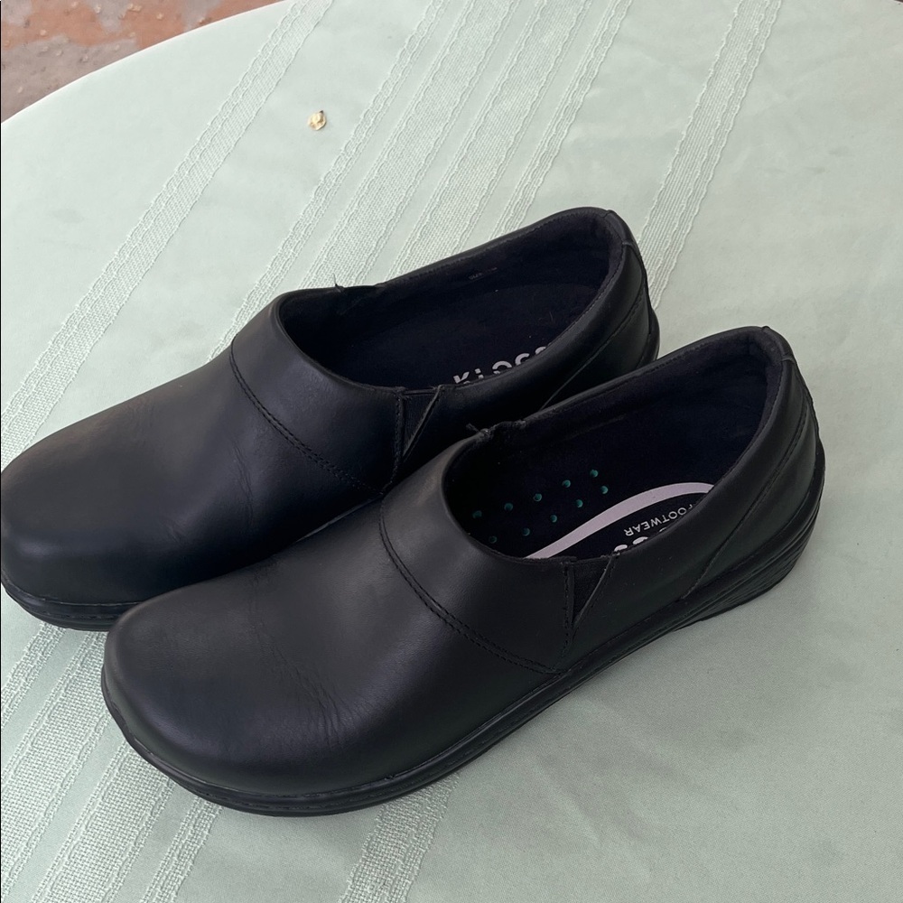 Klogs women’s Black Slip-On Professional Comfort Loafers size 11